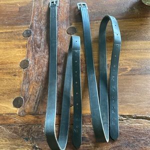 English stirrup leathers 40” made in England